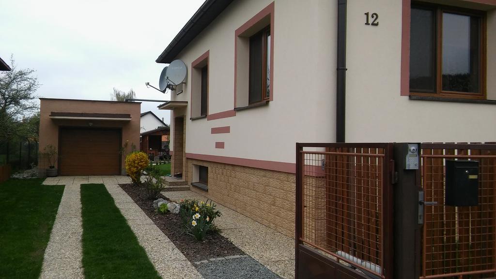 Apartment Alta Lipótszentmiklós Kültér fotó