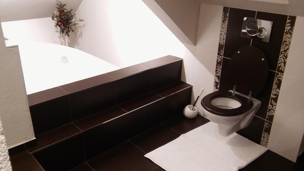 Apartment Alta Lipótszentmiklós Kültér fotó